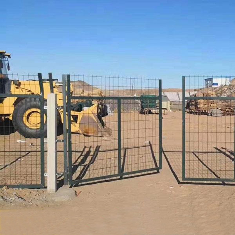 鐵路兩側(cè)防護(hù)柵欄圖片4