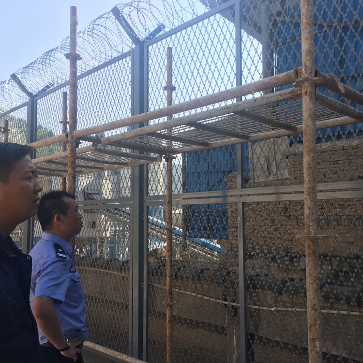 監獄防攀爬金屬網墻圖片2