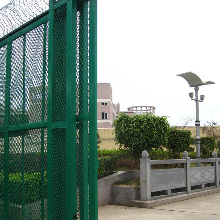 監獄隔離網大門圖片3