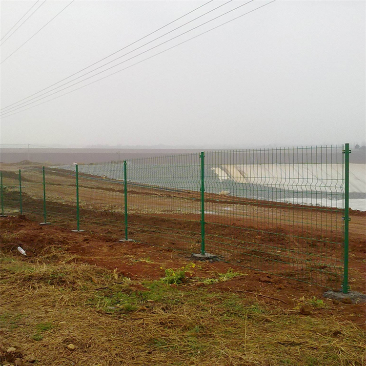 新疆水渠隔離網欄圖片1