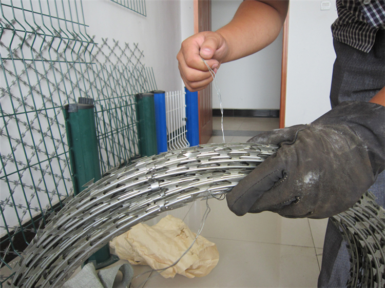 螺旋式刀片刺網圖片2 螺旋式刀片刺網圖片2