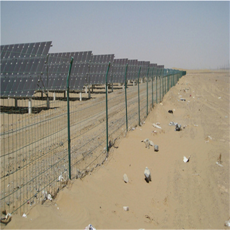 光伏電廠隔離圍欄圖片3 光伏電廠隔離圍欄圖片3