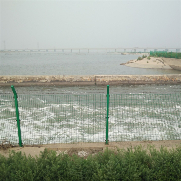 江蘇水庫隔離網圍欄圖片4 江蘇水庫隔離網圍欄圖片4