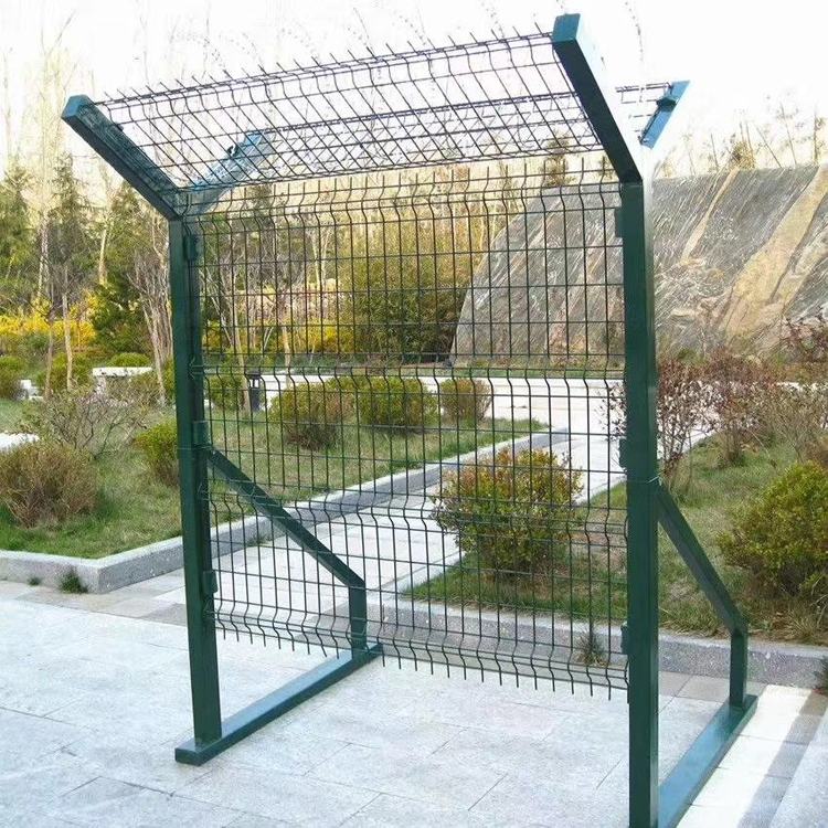 機場鋼絲網(wǎng)護欄圖片2 機場鋼絲網(wǎng)護欄圖片2