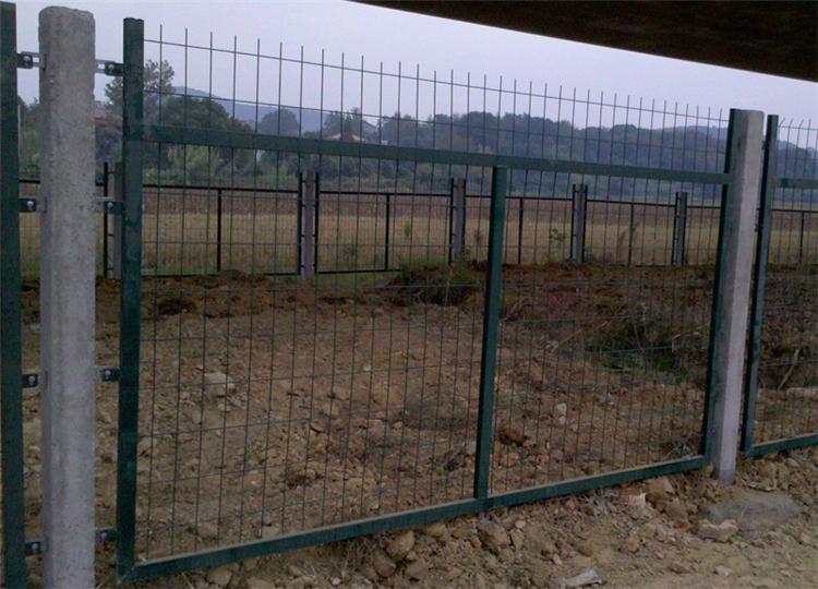 江蘇鐵路通線8001隔離柵圖片3