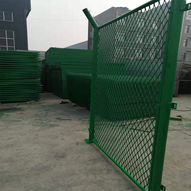 江蘇海關(guān)隔離護欄網(wǎng)圖片3