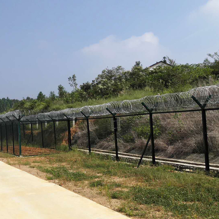 機場防護隔離網圖片4 機場防護隔離網圖片4