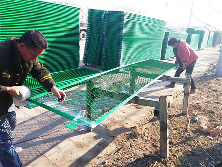 高速道路防眩網圖片3