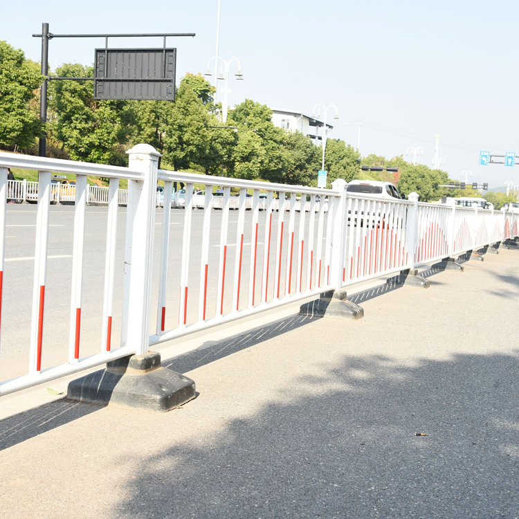 鋅鋼道路防護欄圖片3 鋅鋼道路防護欄圖片3