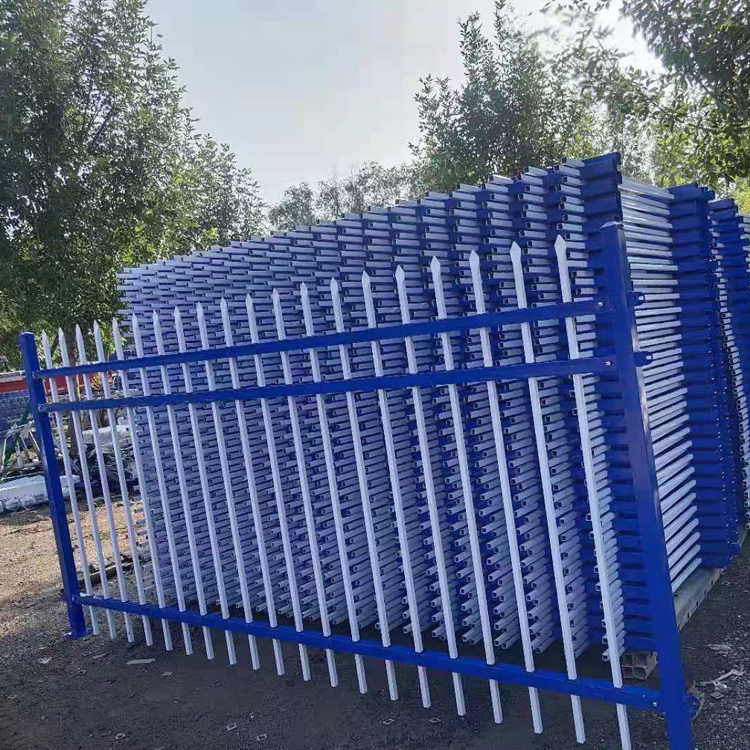 廠區圍墻鋅鋼護欄圖片3 廠區圍墻鋅鋼護欄圖片3