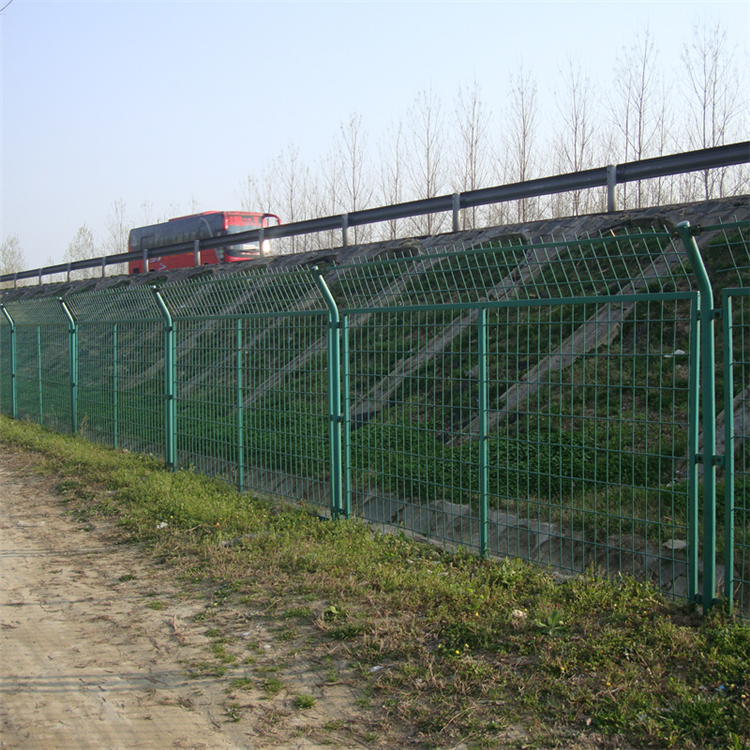 公路防護(hù)護(hù)欄網(wǎng)圖片3