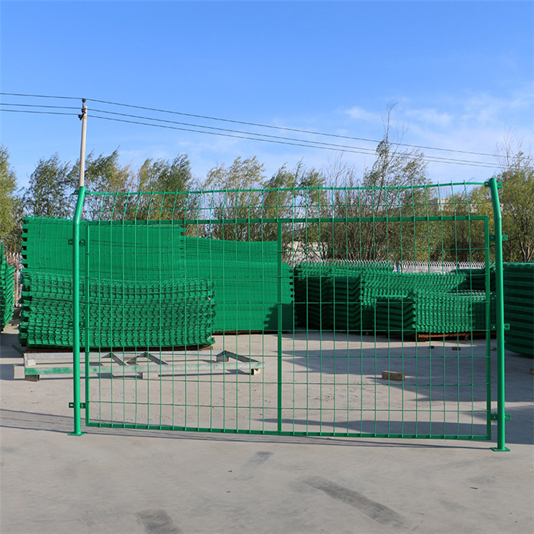 公路鋼絲隔離柵圖片3 公路鋼絲隔離柵圖片3