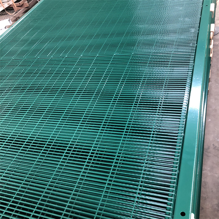 巡邏道頂部金屬隔離網圖片4 巡邏道頂部金屬隔離網圖片4