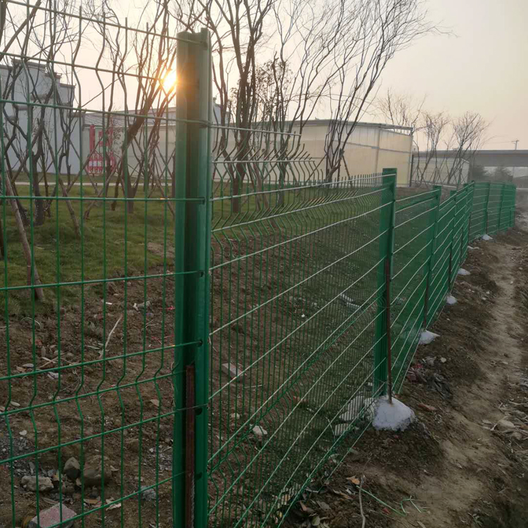 坡地鋼絲圍網圖片1