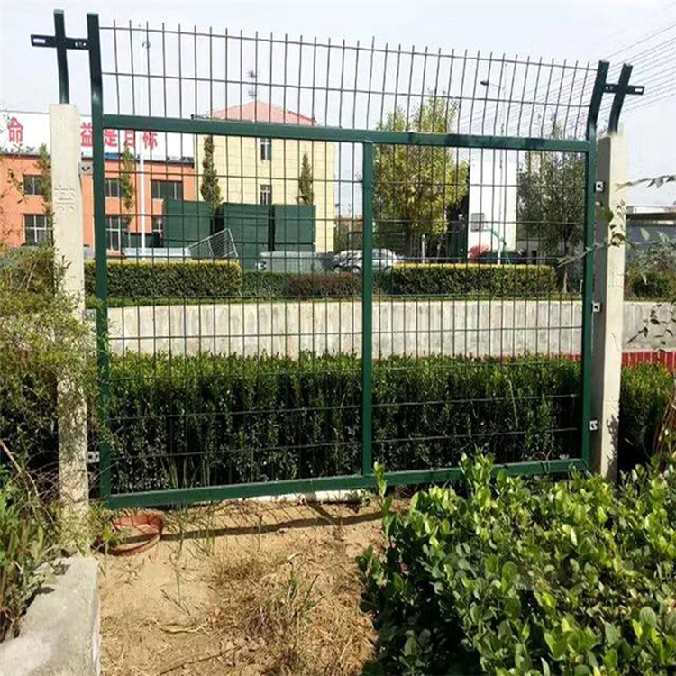 高鐵封閉網柵欄圖片4