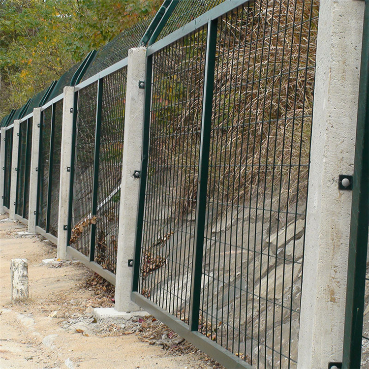 鐵路兩側護欄網圖片3 鐵路兩側護欄網圖片3