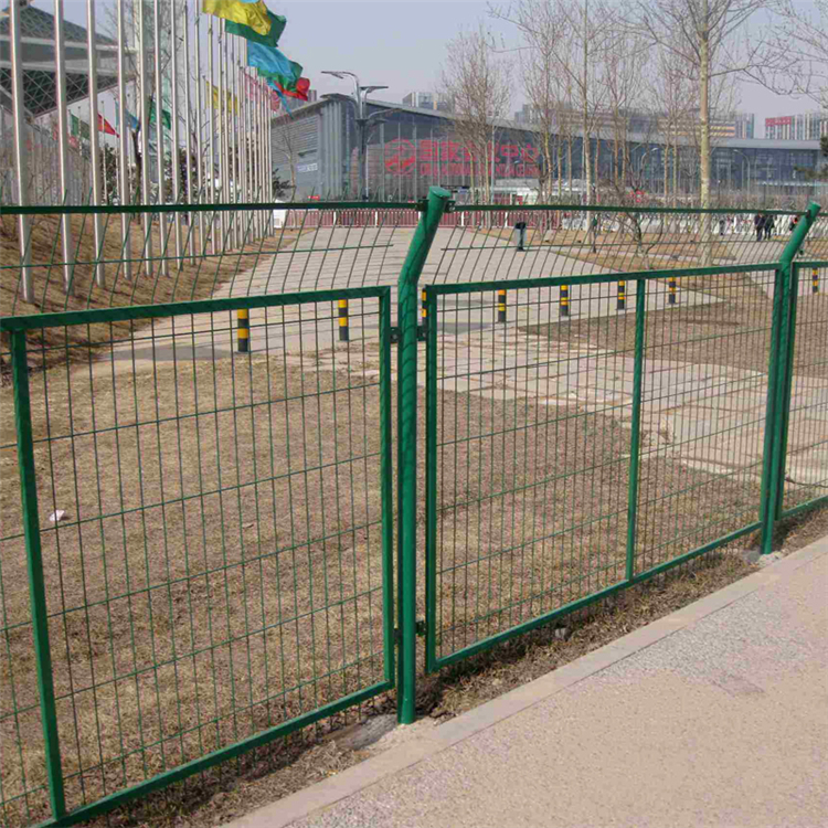 高速公路網片護欄圖片2