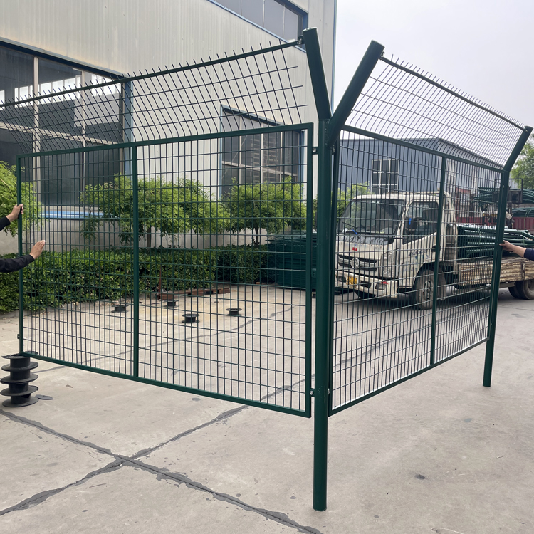 機場鐵絲網護欄圖片2