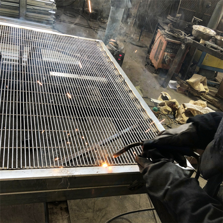 陜西358監(jiān)獄密紋防攀爬網(wǎng)生產(chǎn)廠家圖片3 陜西358監(jiān)獄密紋防攀爬網(wǎng)生產(chǎn)廠家圖片3