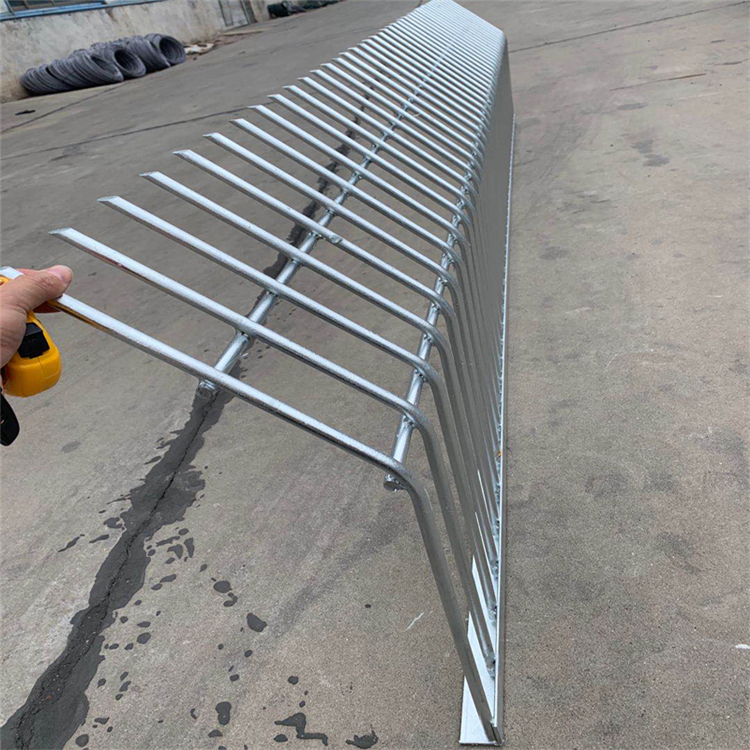 鐵路熱鍍鋅防爬刺加高網片廠家圖片4 鐵路熱鍍鋅防爬刺加高網片廠家圖片4