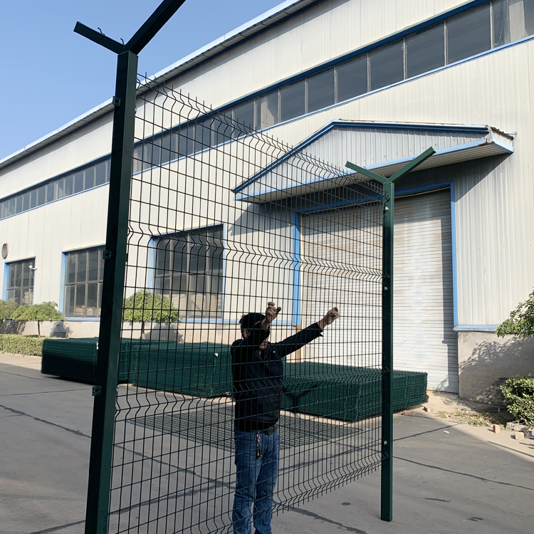 機場外圍防御網圍界廠家圖片2