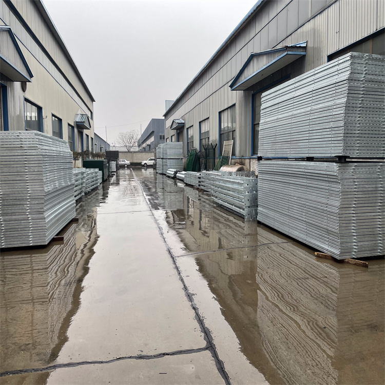 機場隔離柵生產工序圖片2