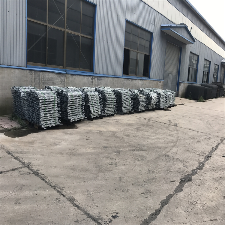 鐵路支架刀刺網熱鍍鋅處理圖片3