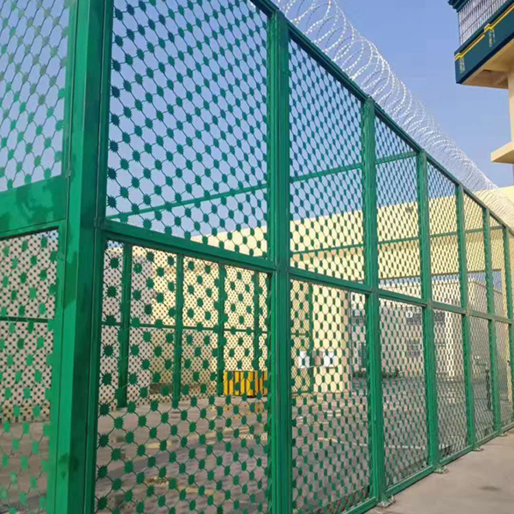監獄梅花刺隔離網護欄技術交底圖片4 監獄梅花刺隔離網護欄技術交底圖片4