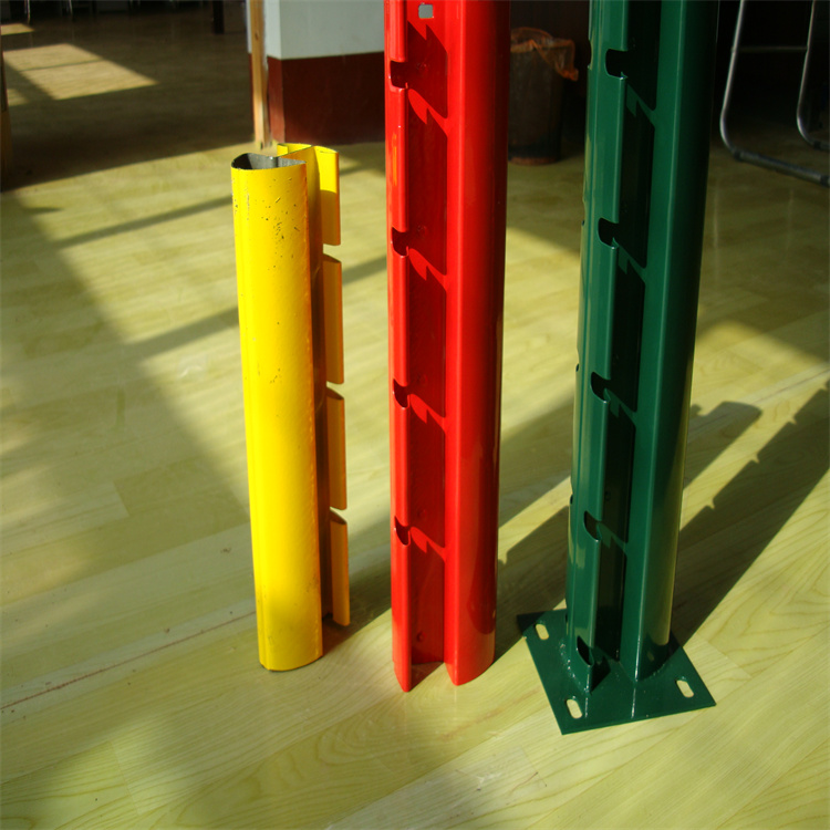 戰斧式立柱廠區隔離網圍欄圖片4