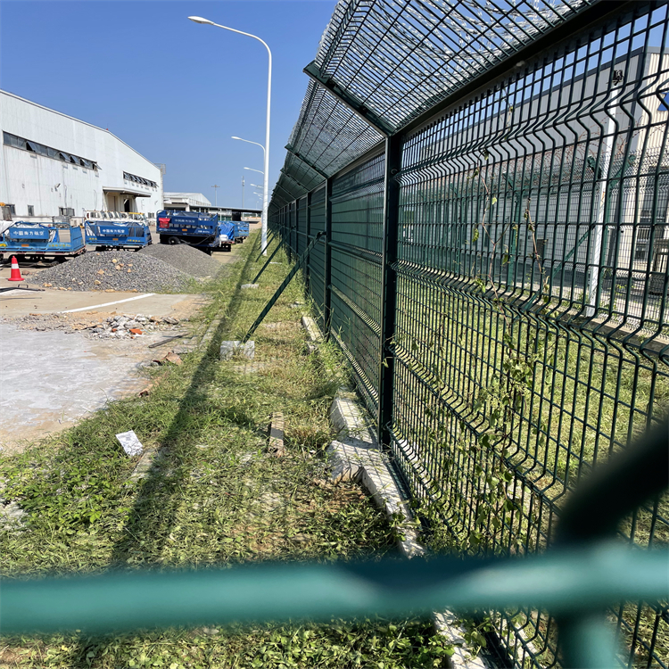 機(jī)場跑道金屬鐵絲網(wǎng)圍界工廠圖片6