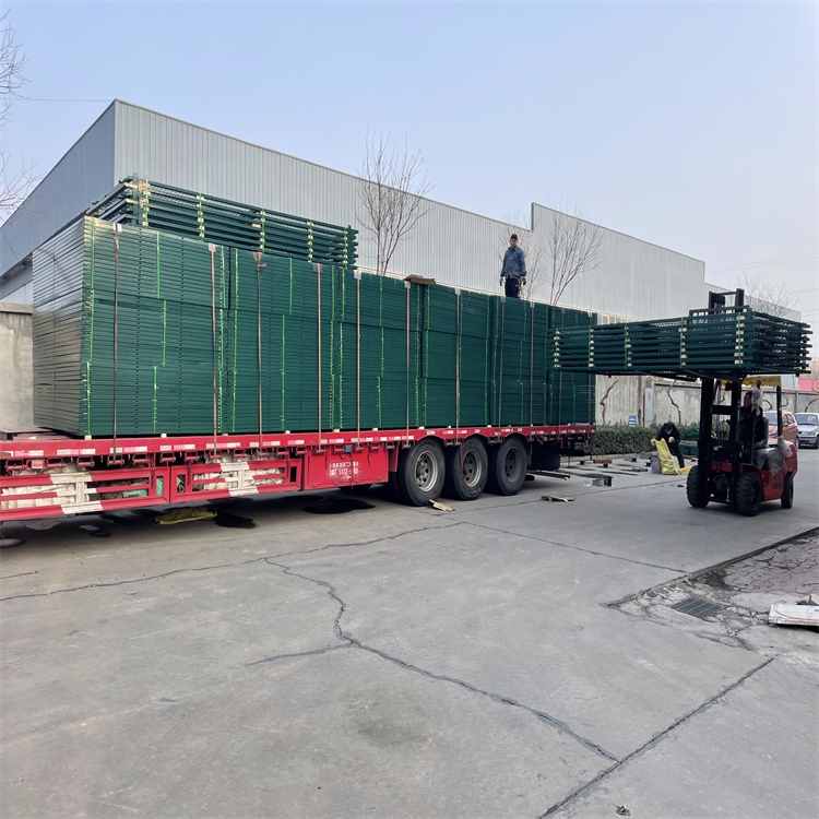 機場鋼筋網(wǎng)圍界生產(chǎn)廠家圖片4