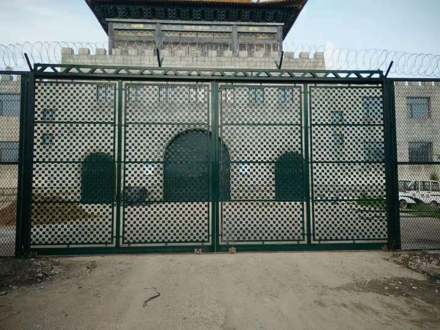 陜西監獄焊接刀片隔離網不銹鋼刀刺圖片8