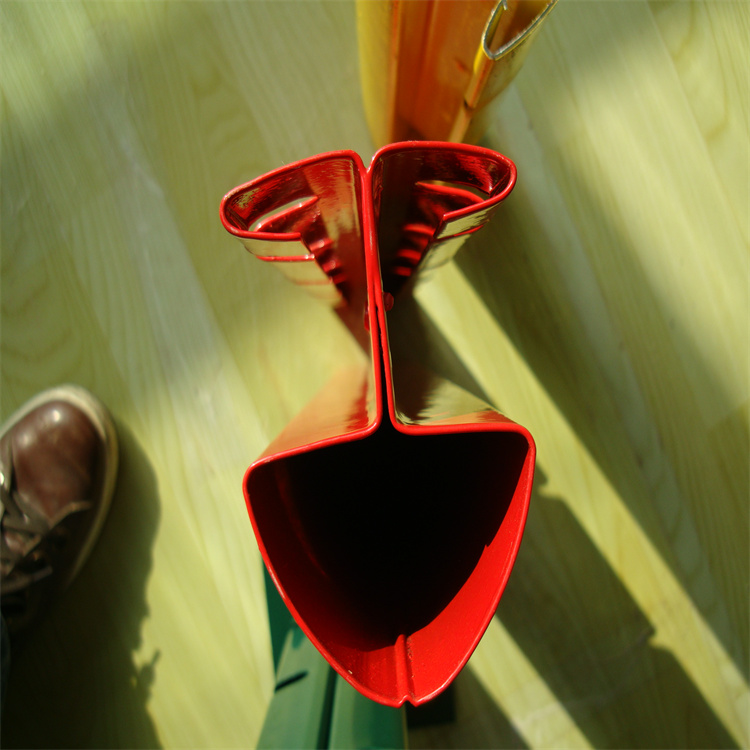 桃型柱景觀園區金屬隔離網圖片6