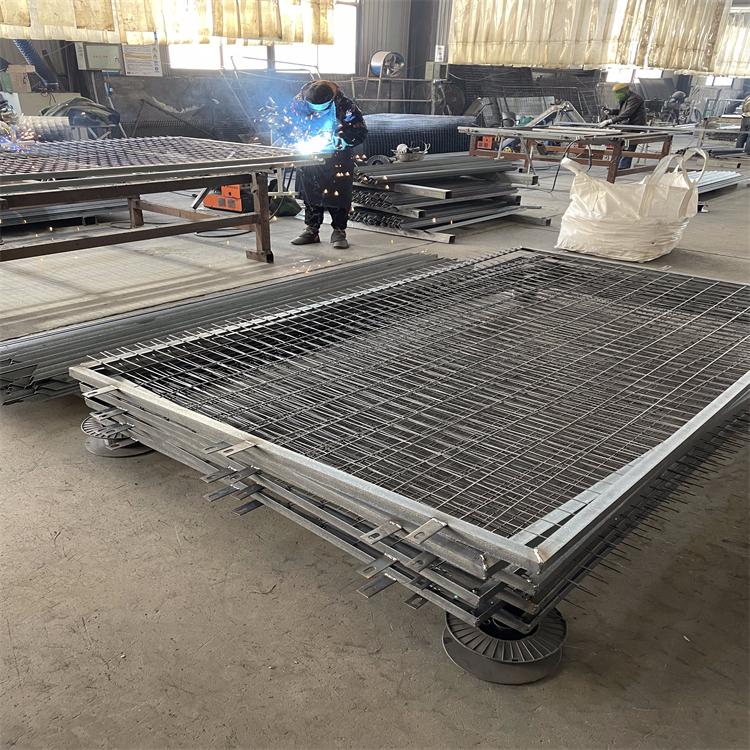 河道水源地金屬隔離網圖片6