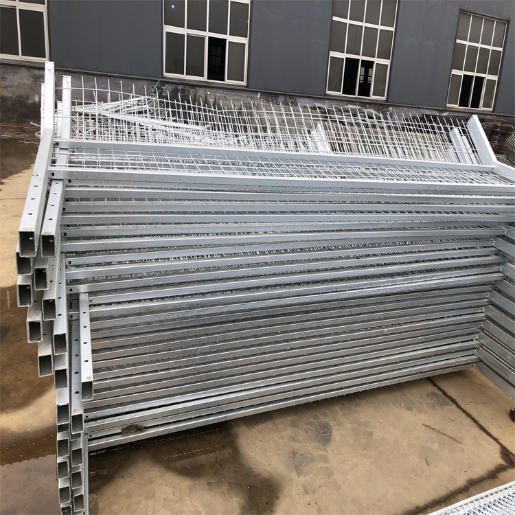 江蘇鐵路熱鍍鋅金屬防爬刺圖片3 江蘇鐵路熱鍍鋅金屬防爬刺圖片3