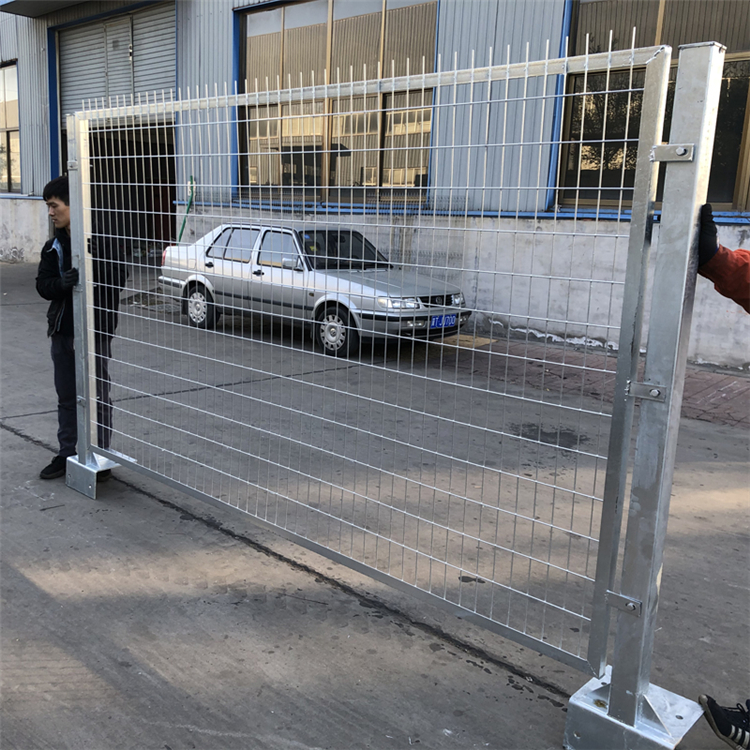 鐵路熱鍍鋅金屬防護(hù)柵欄圖片6