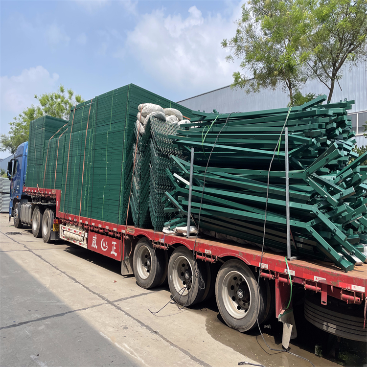 飛行區鋼筋網圍界圖片6