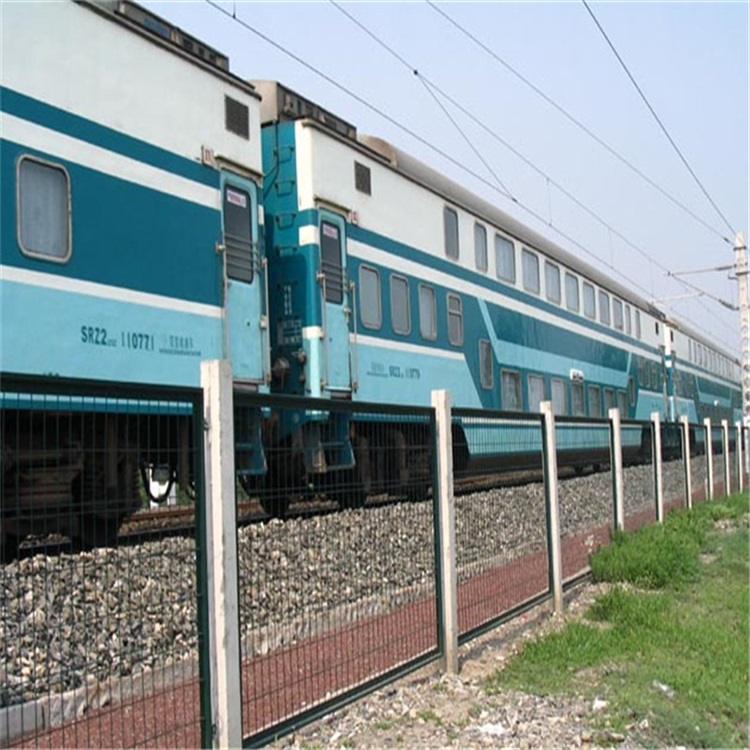 鐵路金屬柵欄網(wǎng)片圖片2 鐵路金屬柵欄網(wǎng)片圖片2